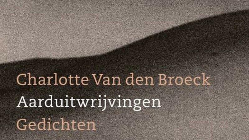 Charlotte Van den Broeck tussen landschap en lichaam