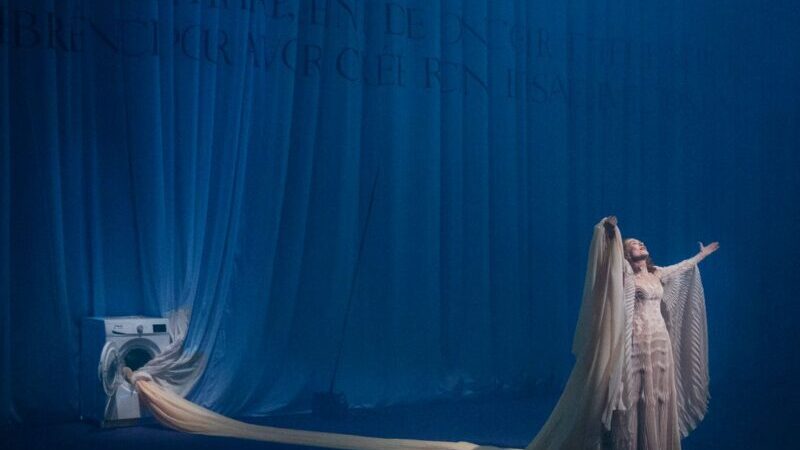 Deconstructie van een klassieker: Romeo Castellucci knipt te veel Racine uit ‘Bérénice’