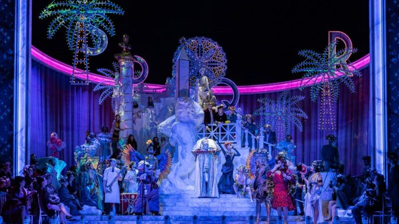 Actualisering of infantilisering? De Munt dompelt Berlioz onder in drag